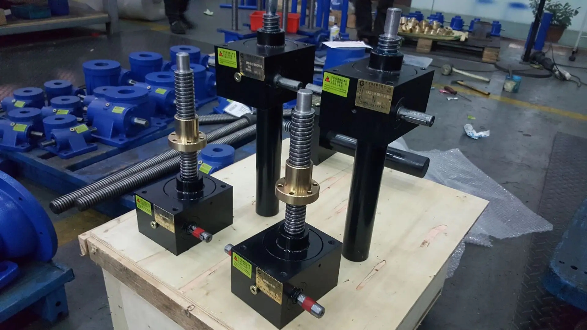 絲桿升降機 絲桿升降機